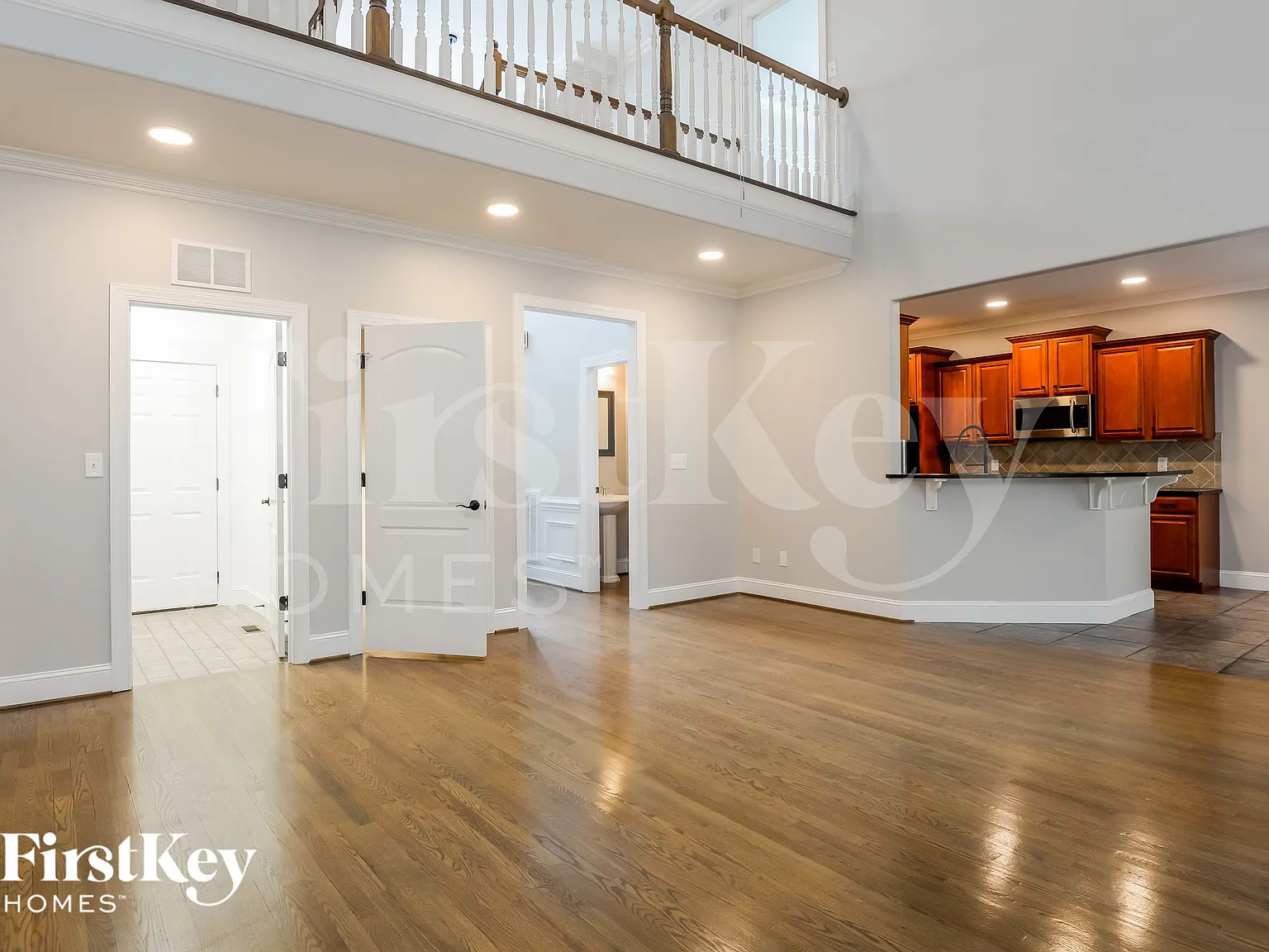4 bed, 3.5 bath, 3667 sqft, $3,410 — Photo 3