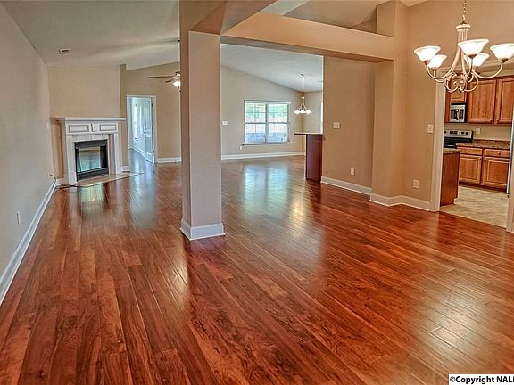 3rd image of 4802 Carrington Blvd SE