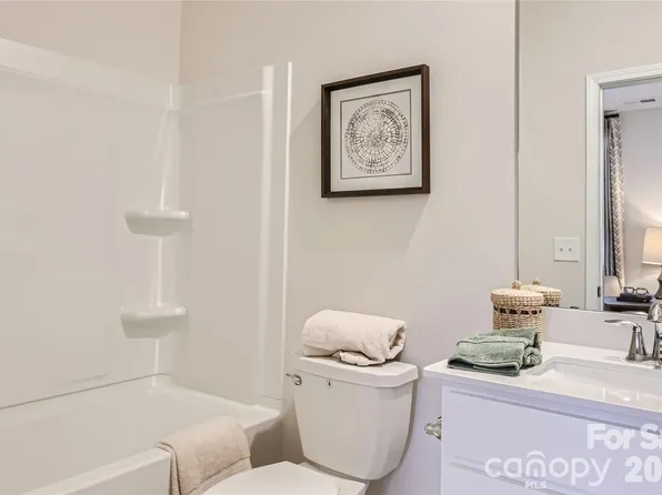 107 Nablus Trl #F, Mooresville, NC 28117