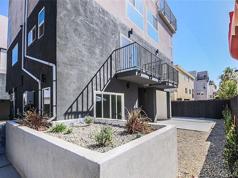 5265 Cartwright Ave #1 — Photo 20