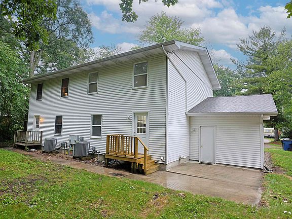 2nd image of 414 414/416 Willow St