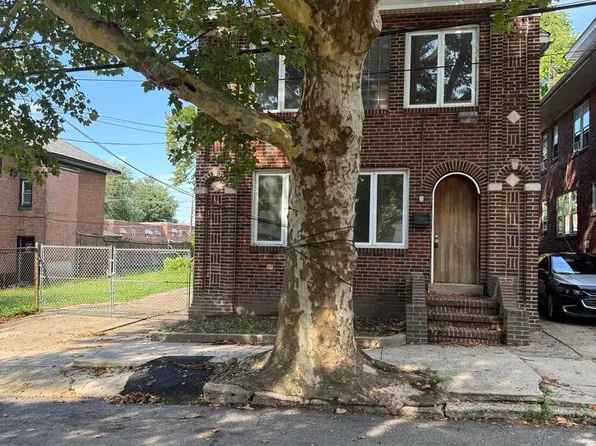 40 Hollywood Ave, Trenton, NJ 08609