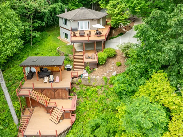 199 Tennessee Dr, Estill Springs, TN 37330