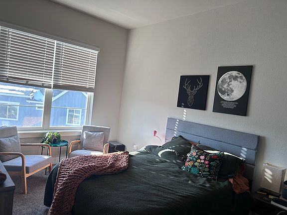 5th image of 595 W Amherst Ave Unit 401