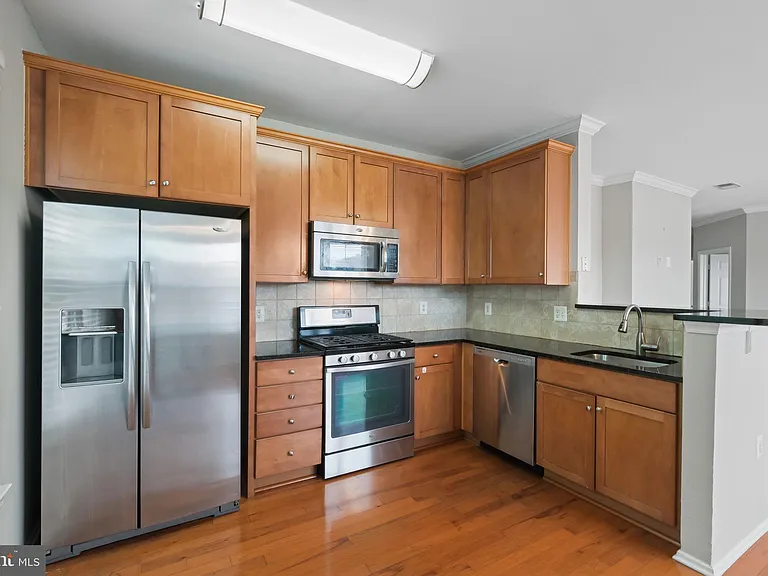 11800 Old Georgetown Rd #1305 — Photo 8