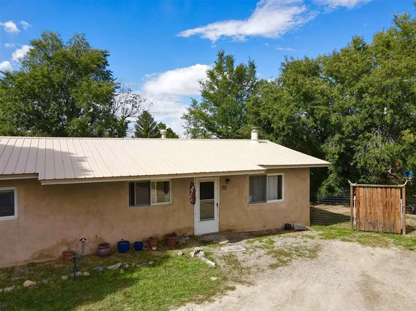 34 W Camino Abajo De La Loma, Ranchos De Taos, NM 87557