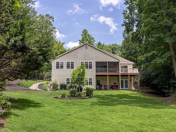 2nd image of 56 Jefferson Dr