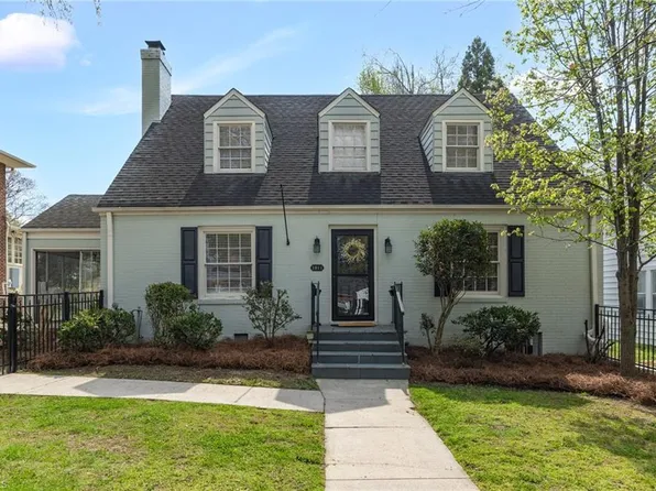 1811 W Friendly Ave, Greensboro, NC 27403