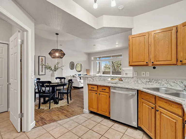 4545 Wheaton Dr #B230 — Photo 18