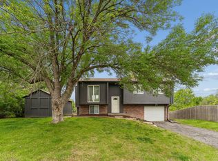 14211 Greenfield Rd, Omaha, NE 68138