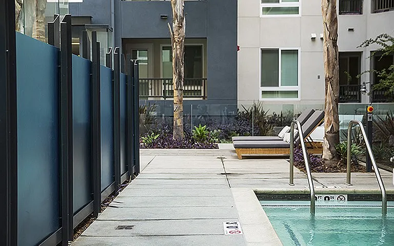 The Griffith — Photo 20