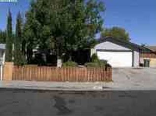 61 Arlington Dr, Pittsburg, CA