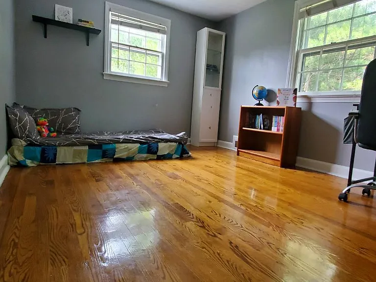 315 Clifton St — Photo 23