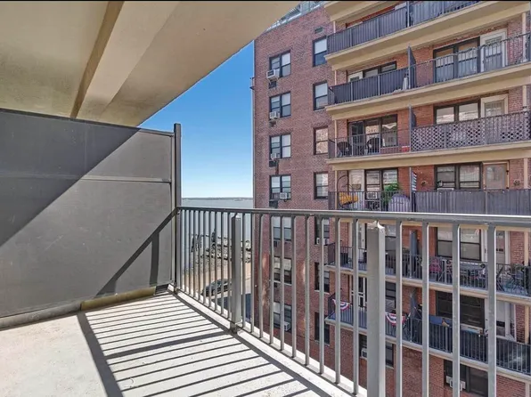 1130 Stadium Avenue image 7 of 10