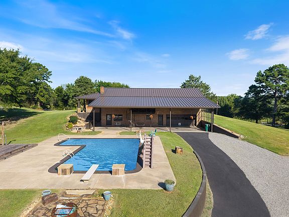 4th image of 6 Cedar Hill Rd