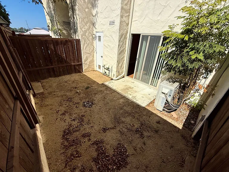 Casa Lane Townhomes — Photo 13