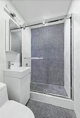 Rented by Voro, LLC | media 13