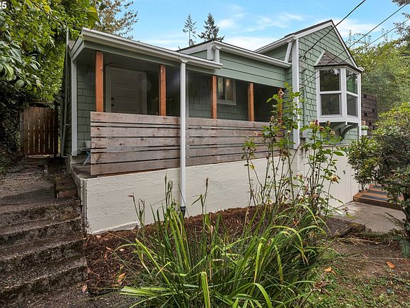 3rd image of 9224 SW 26th Ave