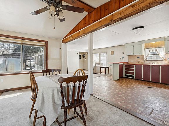 2nd image of 67 Periwinkle Drive