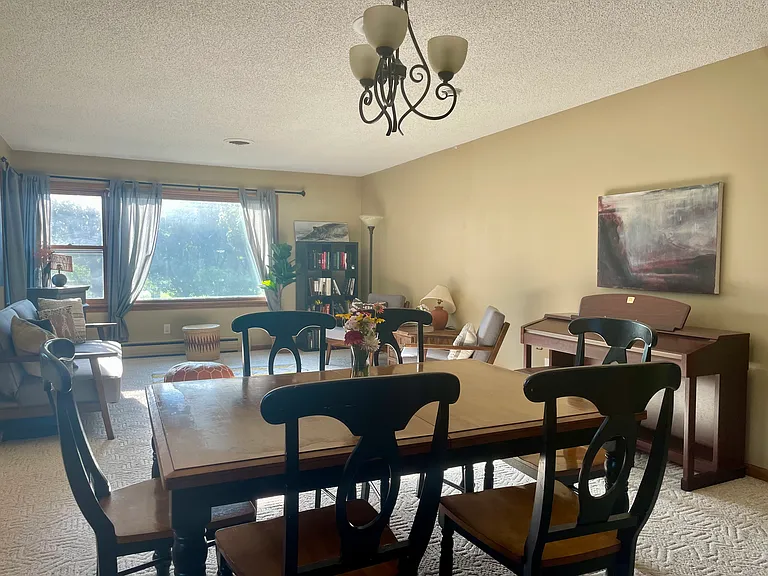 864 9th Ave SE #3 — Photo 10