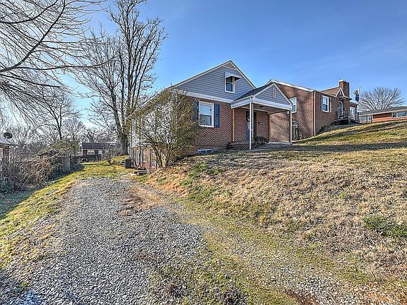 4th image of 526 Fairmont Ave
