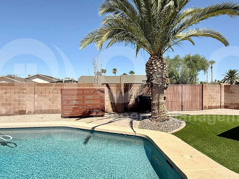 827 N 86th Way — Photo 34