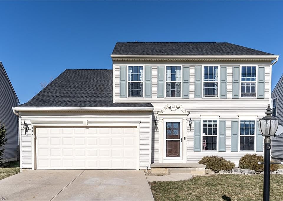 1st image of 110 Stonepointe Dr