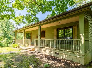 114 Bear Cub Rd, Vonore, TN 37885