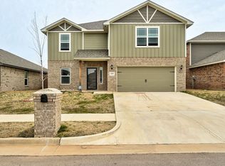 1609 Maroon Dr, El Reno, OK 73036