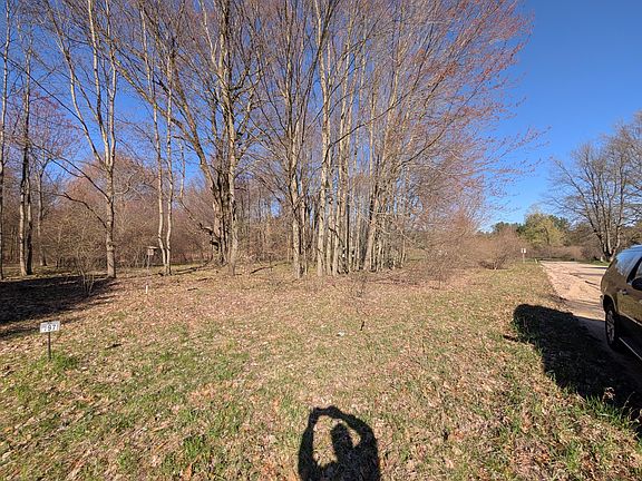 3rd image of 6465 Fox Den Rd #197