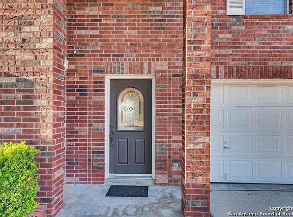 4th image of 3971 Knollwood