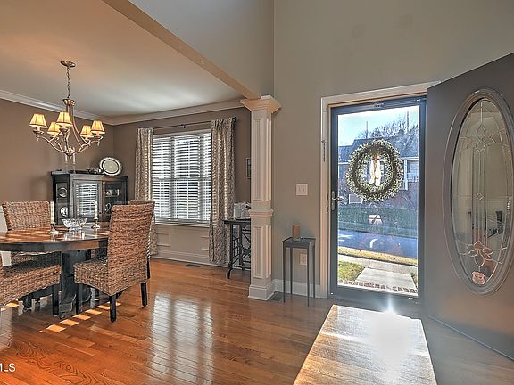 2nd image of 105 Bashor Ln