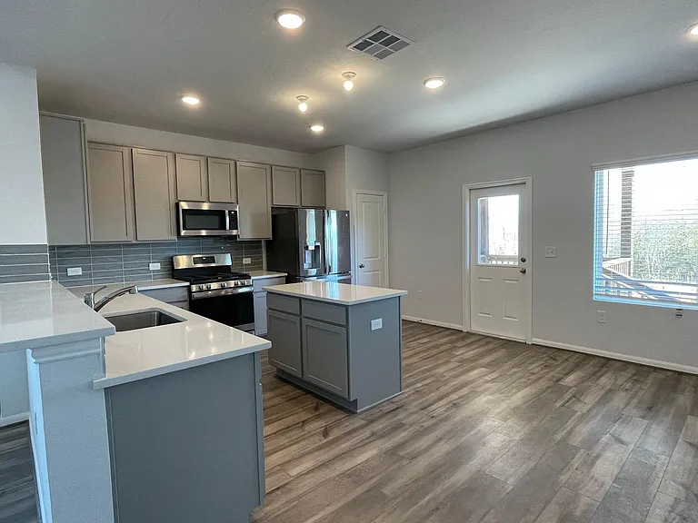 17413 Palo Corona Ln — Photo 5