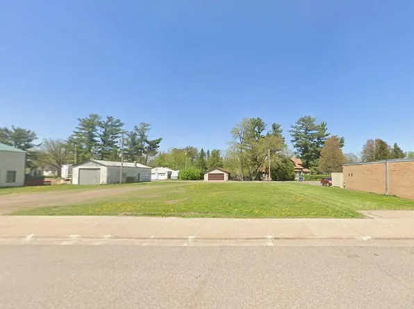 608 Main St W, Onamia, MN 56359