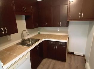 15 Chamberlain St #2, Augusta, ME 04330