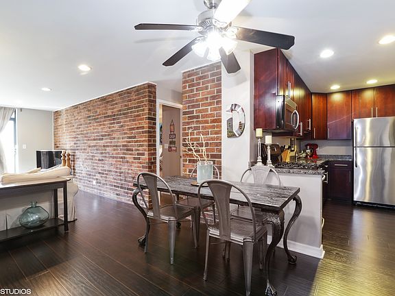 5th image of 3900 N Pine Grove Ave APT 606