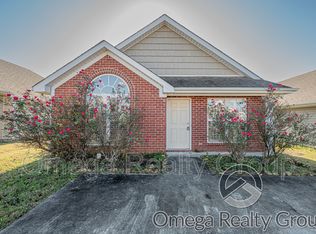 2158 Village Ln, Calera, AL 35040