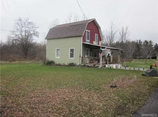 79 Oakhurst St, Lockport, NY 14094