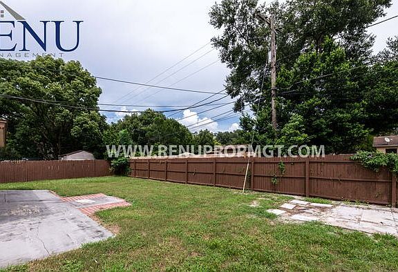 3rd image of 390 Zinnia Dr