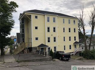 21 Westminster St APT 2, Worcester, MA 01605