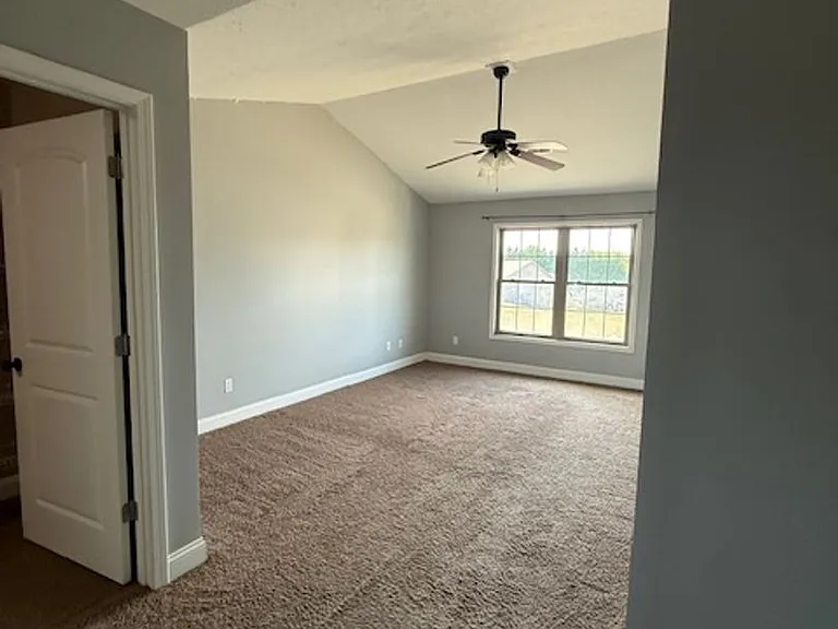 616 Wintergreen Dr — Photo 11