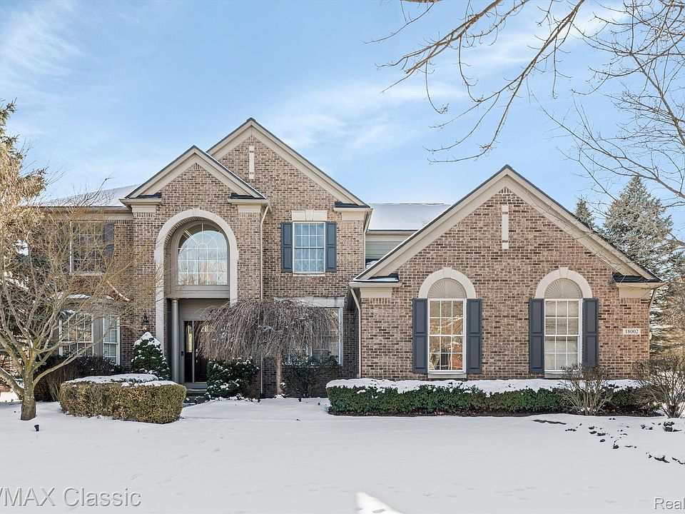 1st image of 18002 Stonebrook Dr