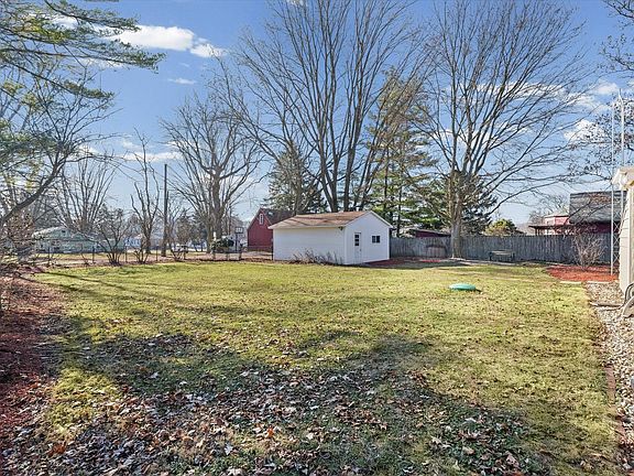 5th image of 103 W Jefferson St