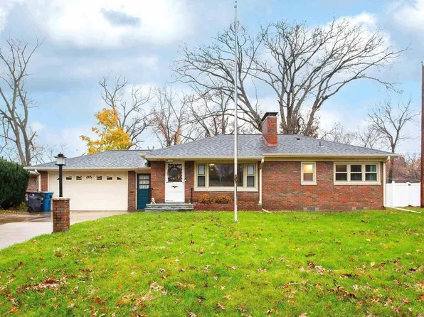 2220 22 1/2 Ave, Rock Island, IL 61201