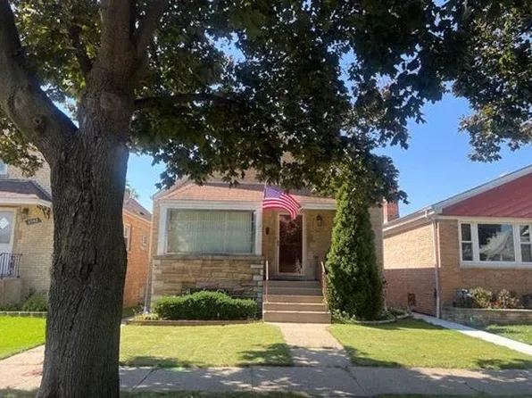3540 Lombard Ave, Berwyn, IL 60402
