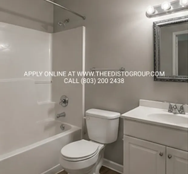 220-254 Taylor St — Photo 7