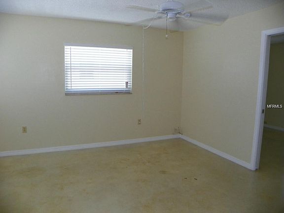 2nd image of 2739 Nassau St APT 1