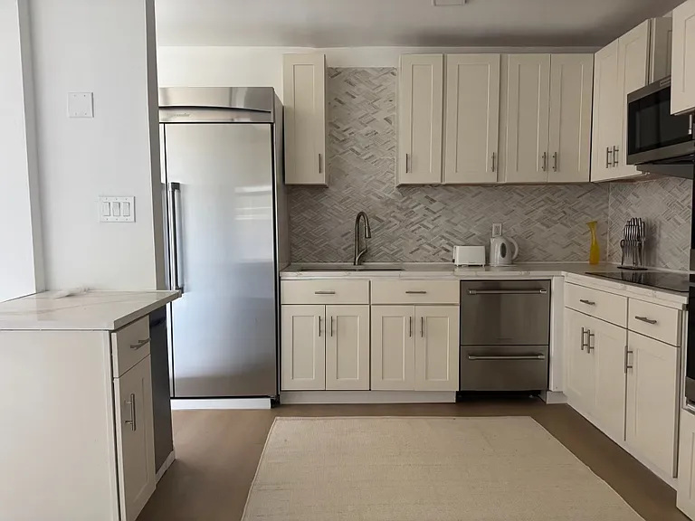 261 Park Ave #3 — Photo 12