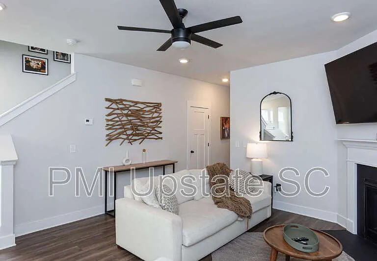 1069 Millison Pl — Photo 11