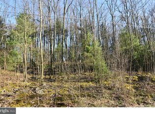 2460 Papoose Dr, Auburn, PA 17922